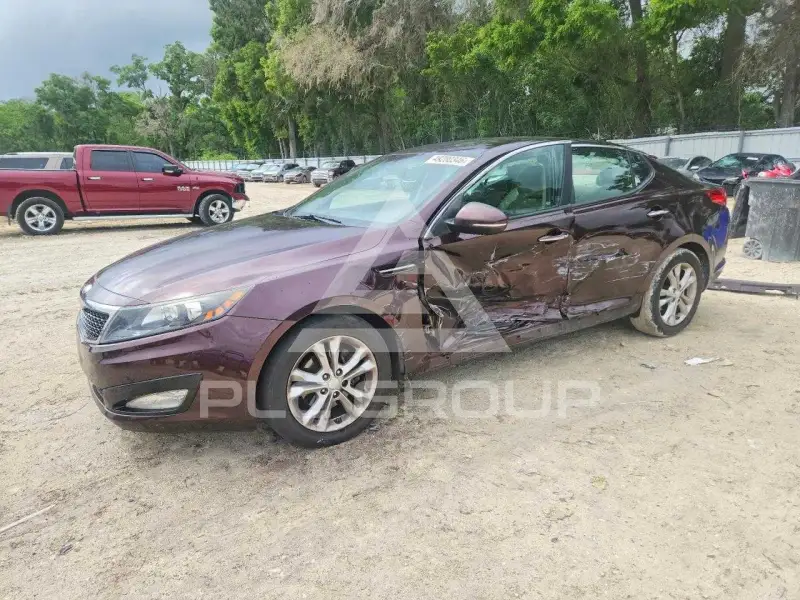 2013 KIA Optima фото