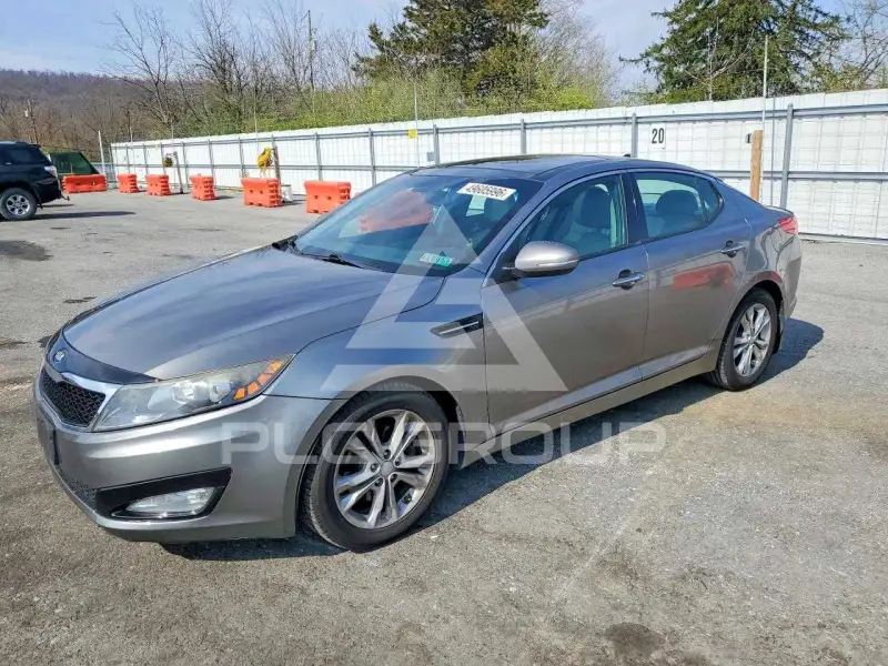 2013 KIA Optima фото