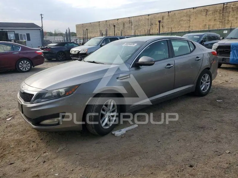 2013 KIA Optima photo