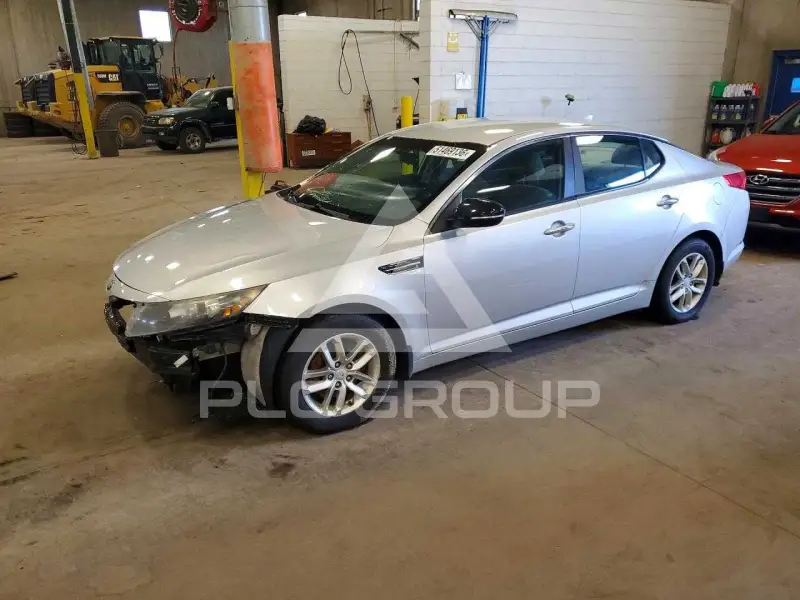 2013 KIA Optima фото