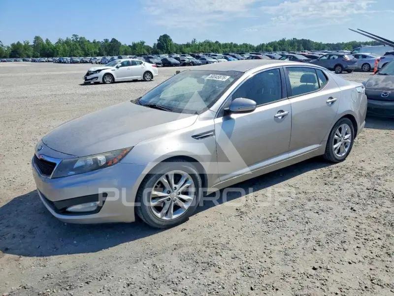 2013 KIA Optima фото
