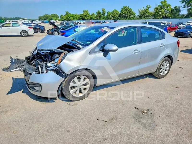 2013 KIA Rio photo