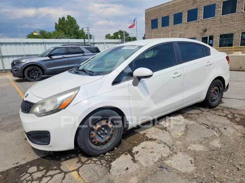 2013 KIA Rio photo