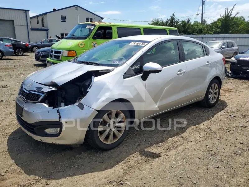 2013 KIA Rio photo