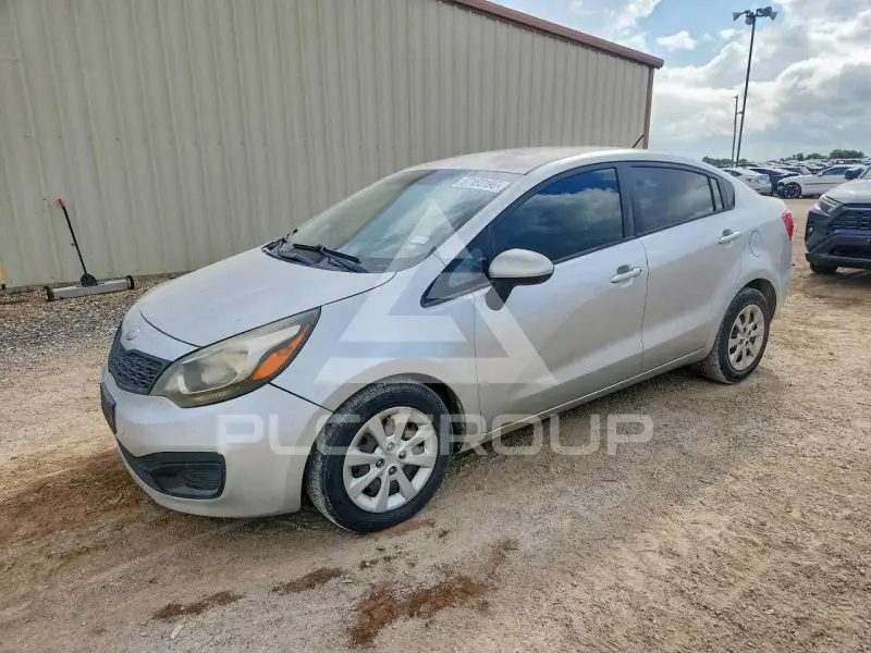 2013 KIA Rio photo