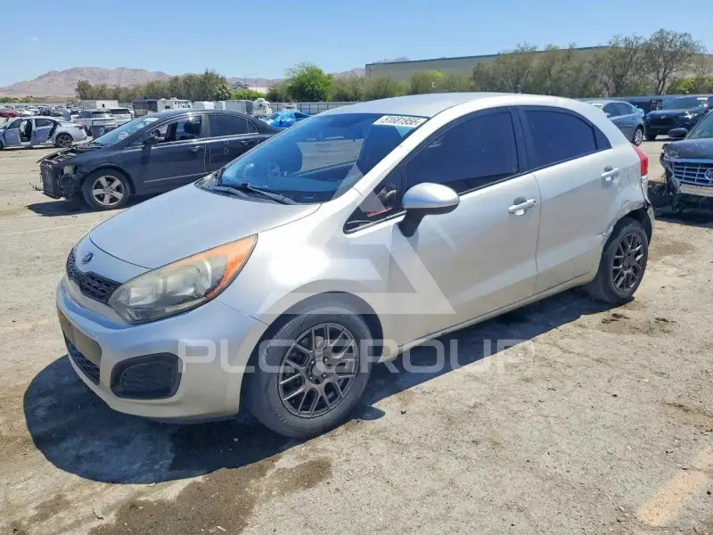 2013 KIA Rio photo
