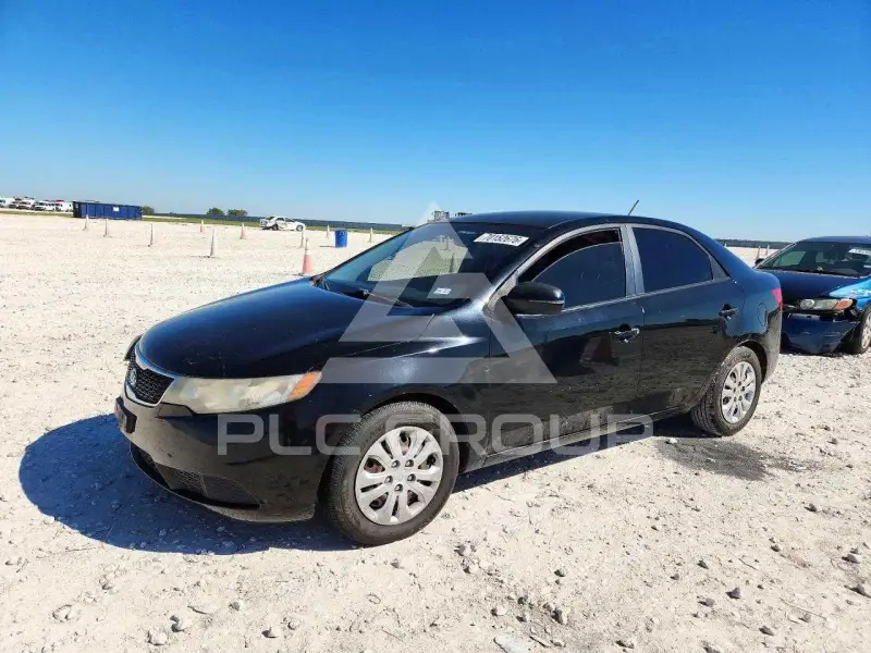 2013 KIA Forte фото