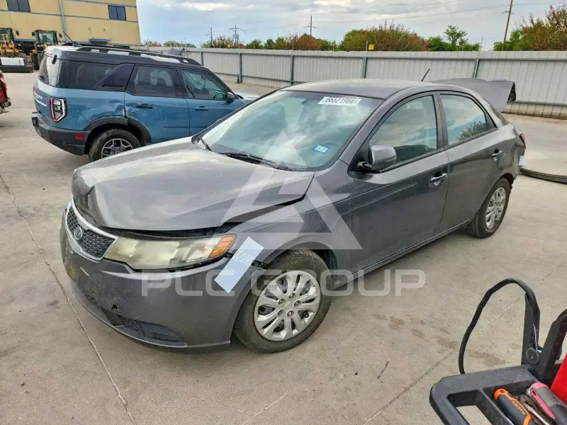 2013 KIA Forte фото
