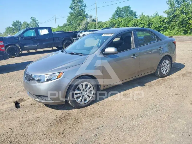 2013 KIA Forte фото