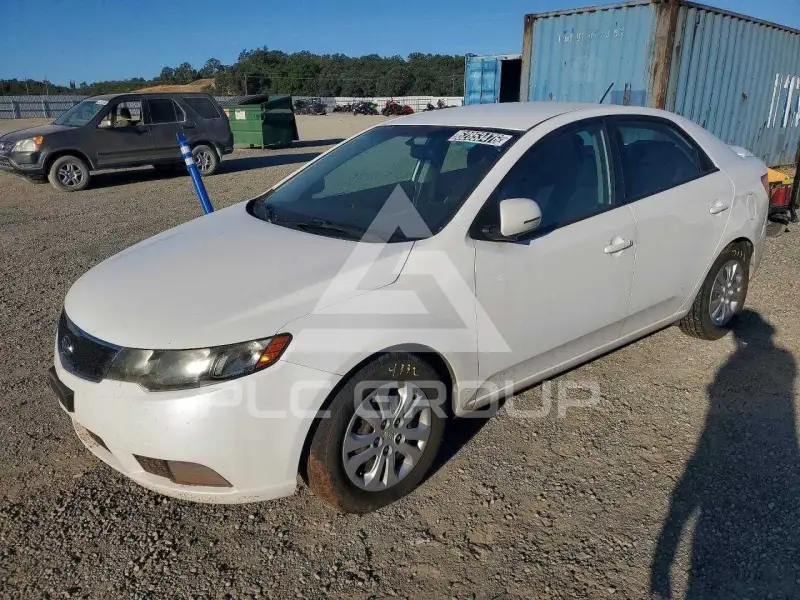 2013 KIA Forte фото