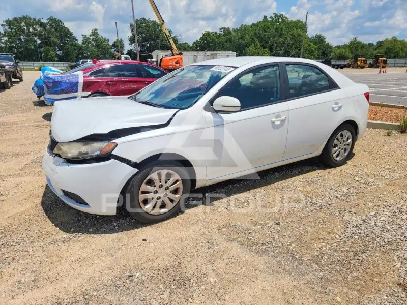 2013 KIA Forte фото