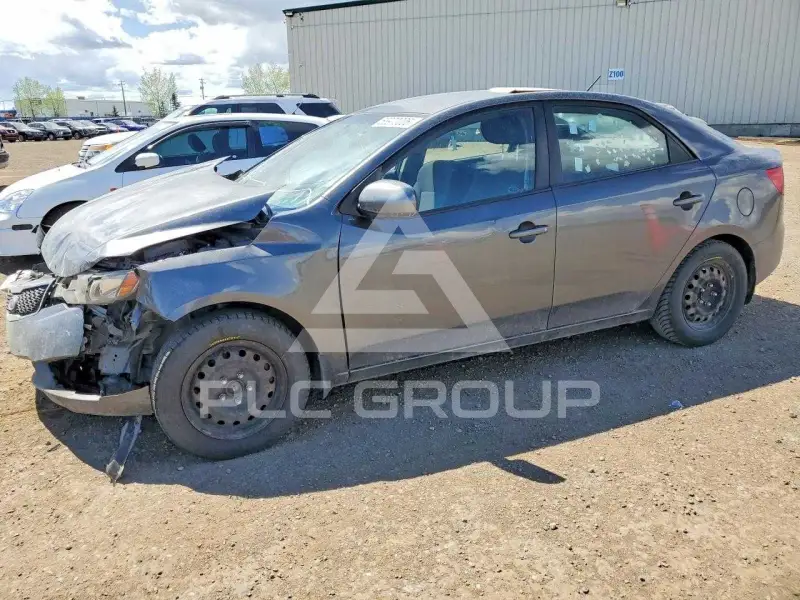 2013 KIA Forte photo