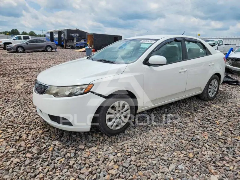 2013 KIA Forte фото