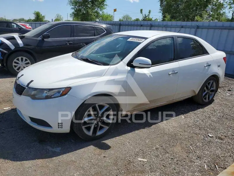 2013 KIA Forte фото