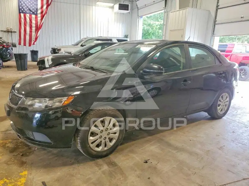 2013 KIA Forte photo