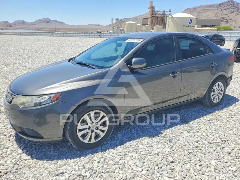 2013 KIA Forte фото