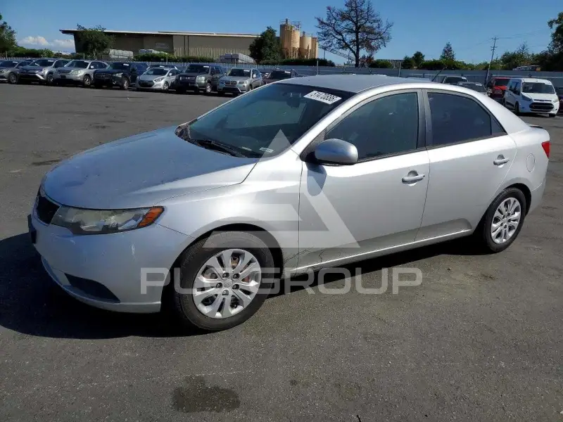 2013 KIA Forte photo