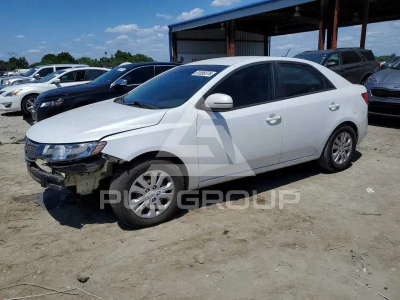 2013 KIA Forte фото