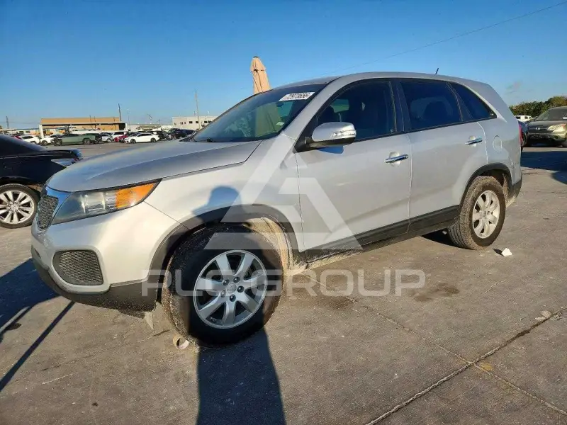 2013 KIA Sorento photo