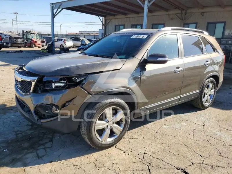 2013 KIA Sorento фото