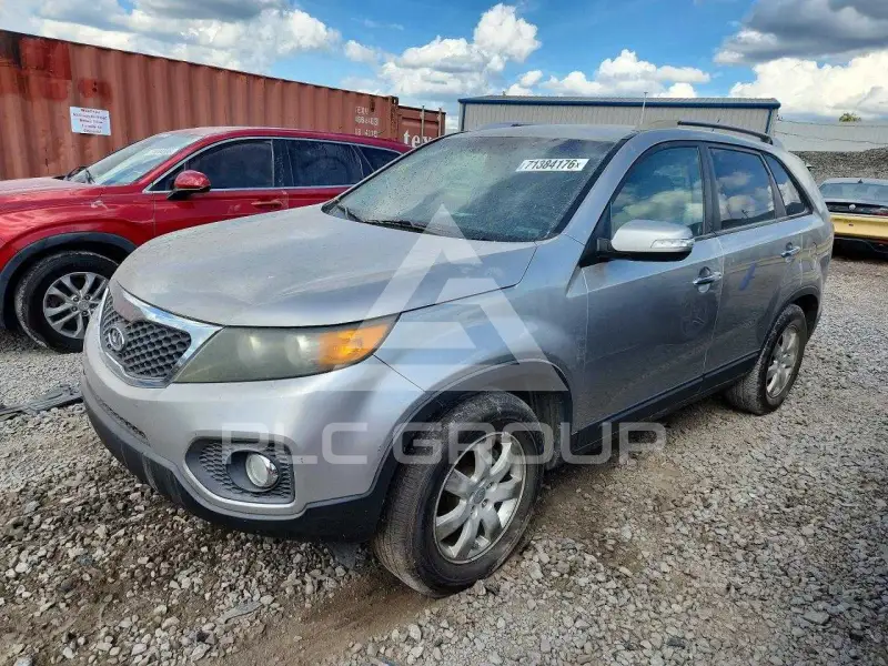 2013 KIA Sorento фото