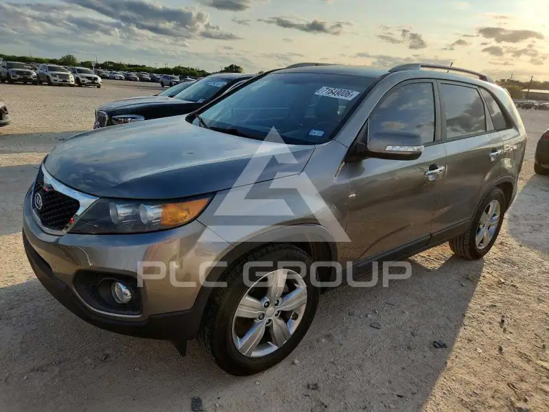 2013 KIA Sorento photo