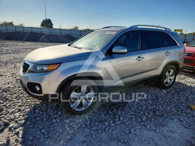 2013 KIA Sorento photo