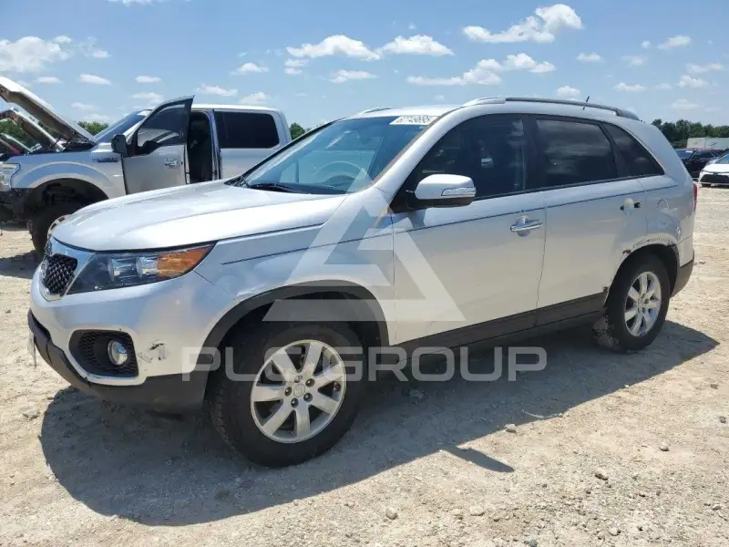2013 KIA Sorento фото