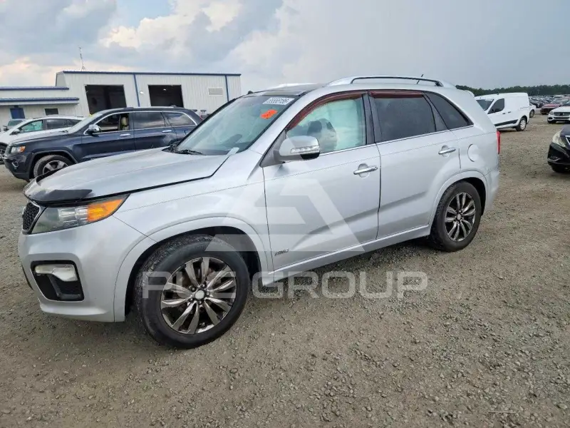 2013 KIA Sorento фото