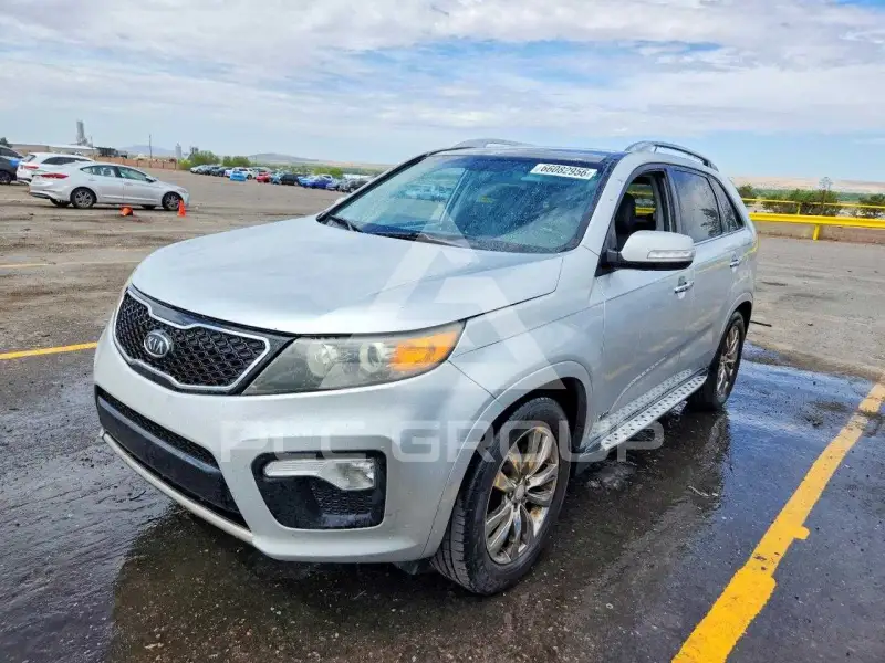 2013 KIA Sorento photo