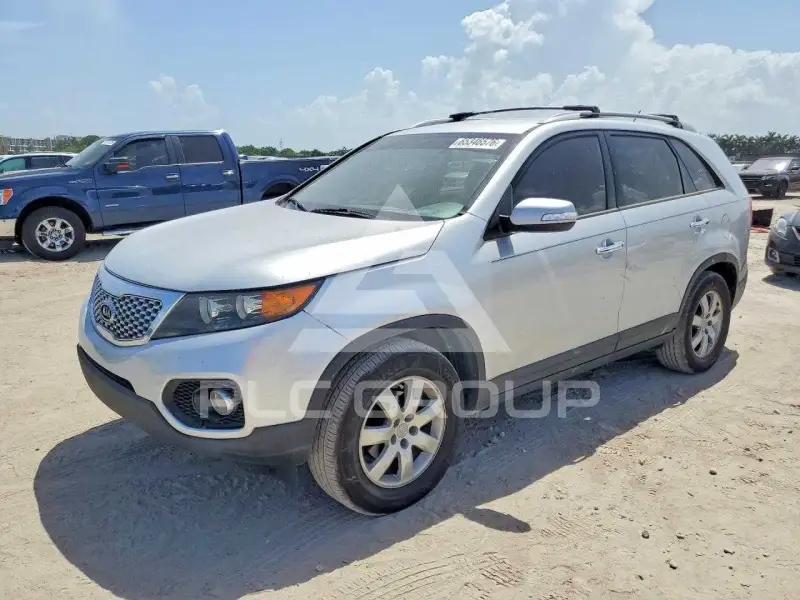 2013 KIA Sorento фото