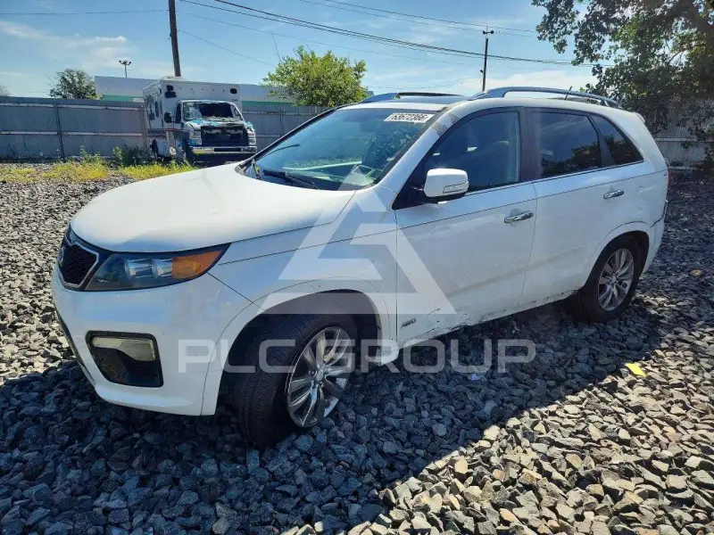 2013 KIA Sorento фото