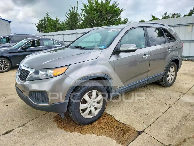 2013 KIA Sorento фото