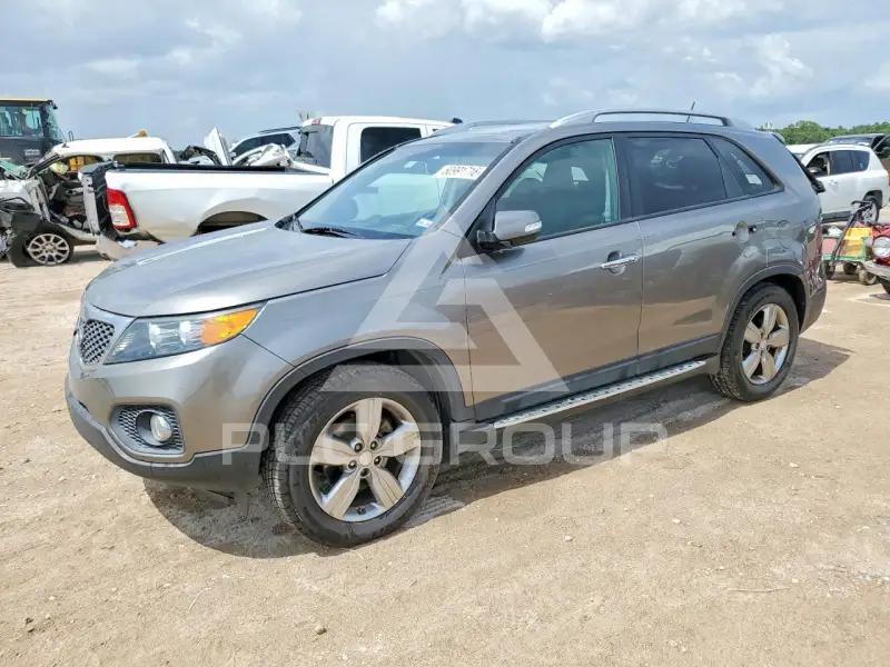 2013 KIA Sorento фото