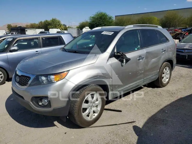 2013 KIA Sorento photo