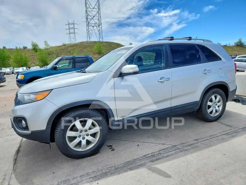 2013 KIA Sorento фото