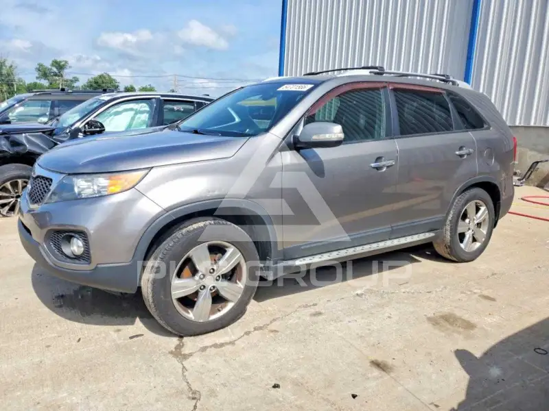 2013 KIA Sorento фото