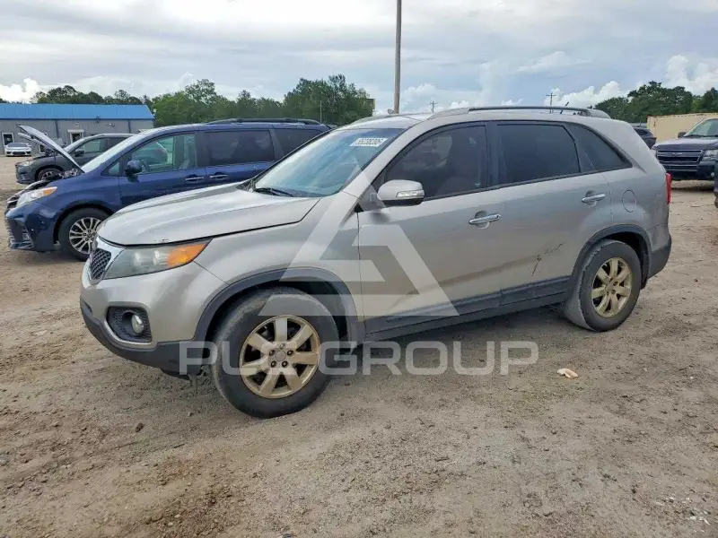 2013 KIA Sorento фото