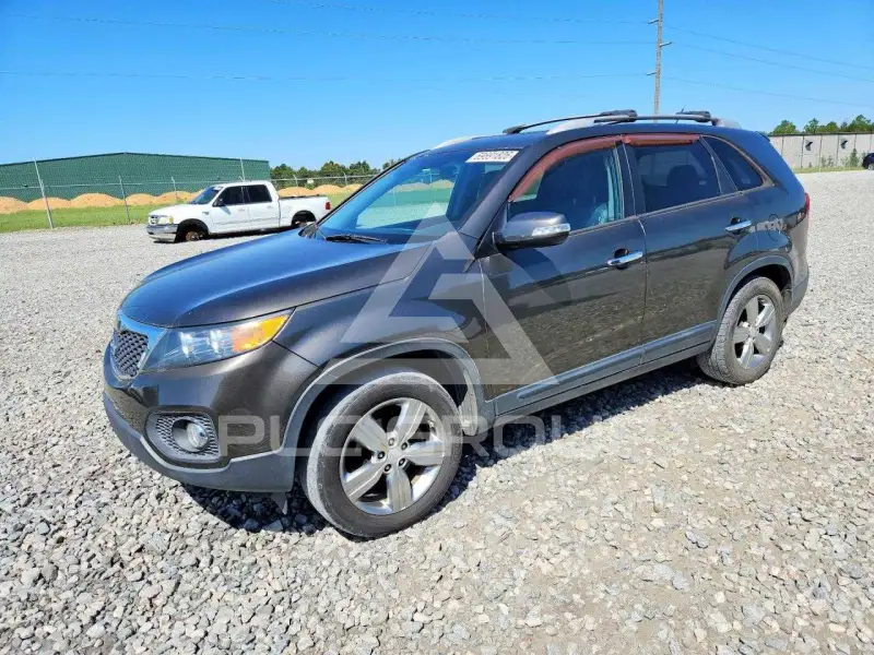 2013 KIA Sorento фото