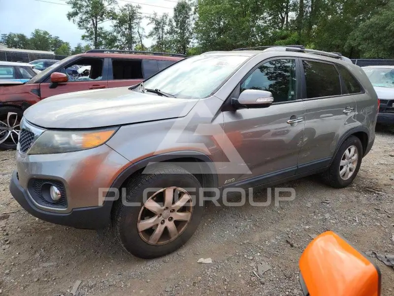 2013 KIA Sorento фото