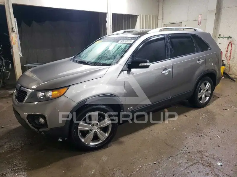 2013 KIA Sorento фото