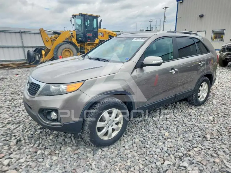 2013 KIA Sorento photo