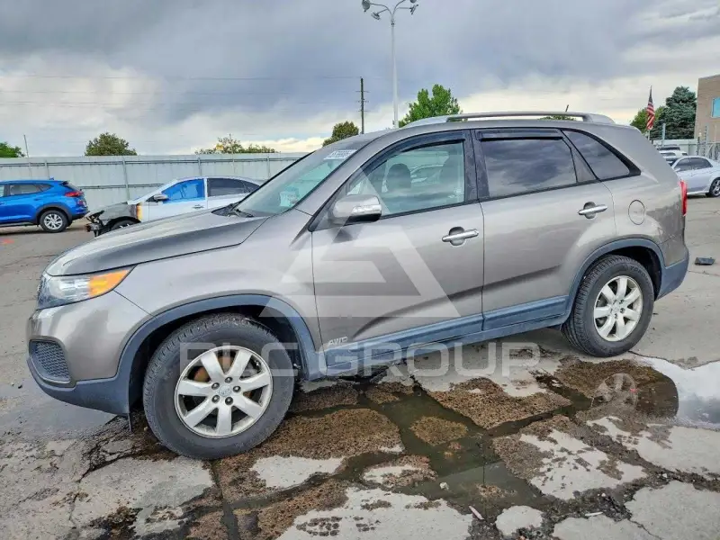 2013 KIA Sorento фото
