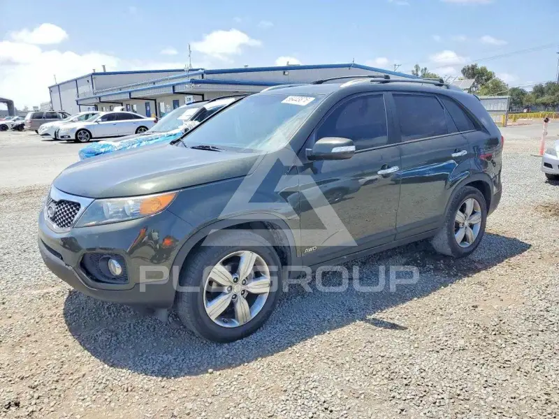 2013 KIA Sorento photo