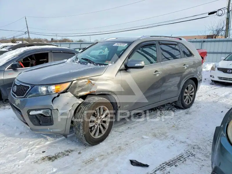 2013 KIA Sorento фото