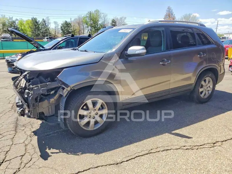 2013 KIA Sorento фото