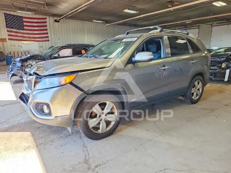 2013 KIA Sorento photo