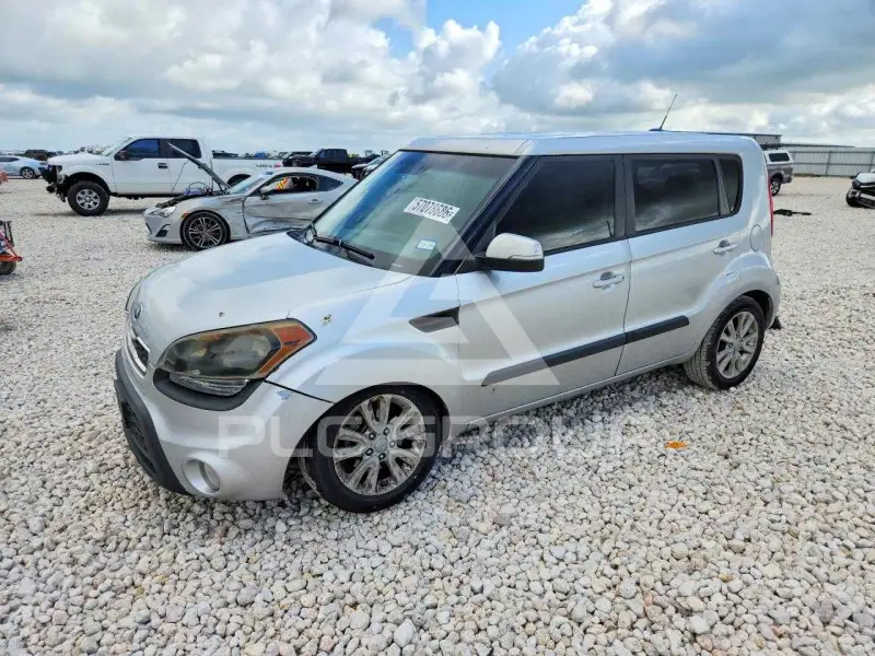 2013 KIA Soul фото