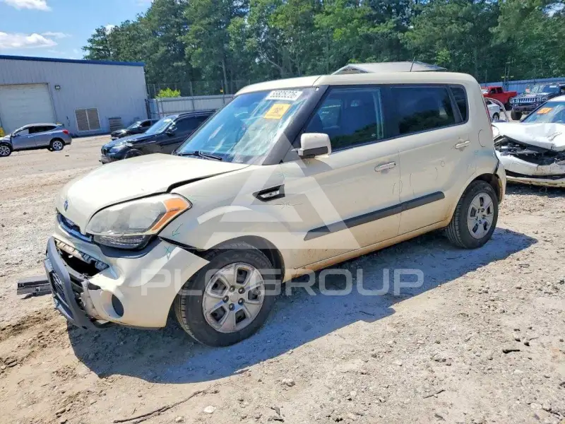 2013 KIA Soul фото