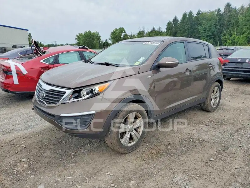 2013 KIA Sportage photo